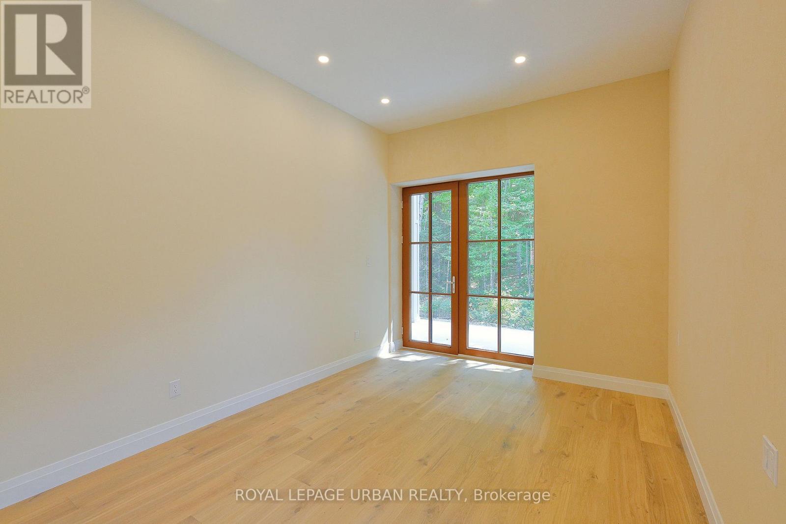 












800 RYE ROAD

,
South River,




Ontario
P0A1Z0

