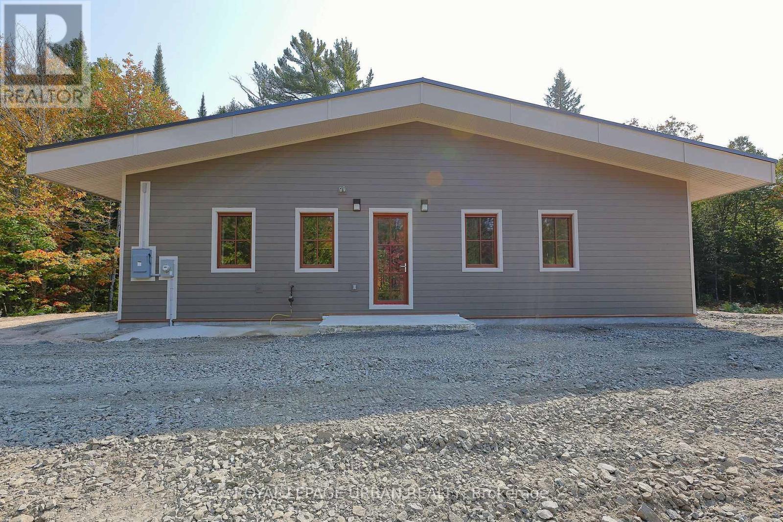 












800 RYE ROAD

,
South River,




Ontario
P0A1Z0

