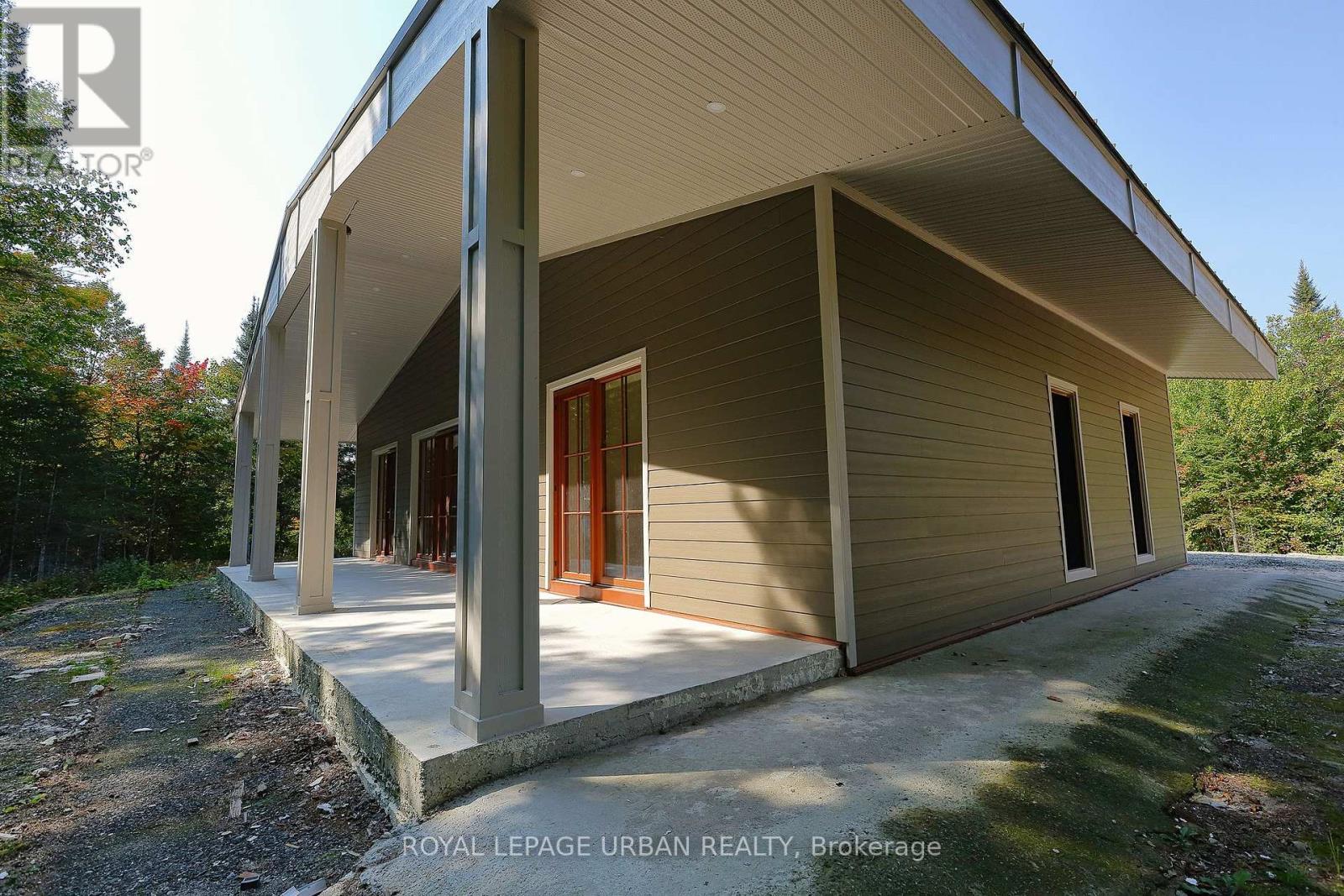 












800 RYE ROAD

,
South River,




Ontario
P0A1Z0

