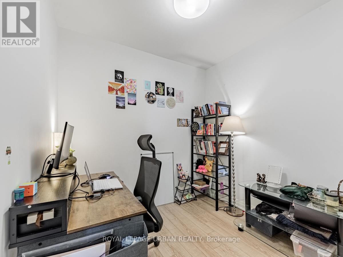 












2311 - 286 MAIN STREET

,
Toronto,




Ontario
M4C0B3

