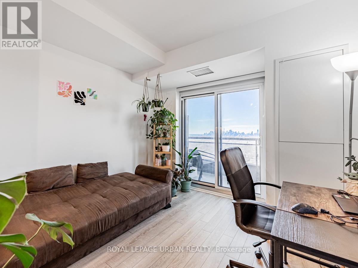 












2311 - 286 MAIN STREET

,
Toronto,




Ontario
M4C0B3

