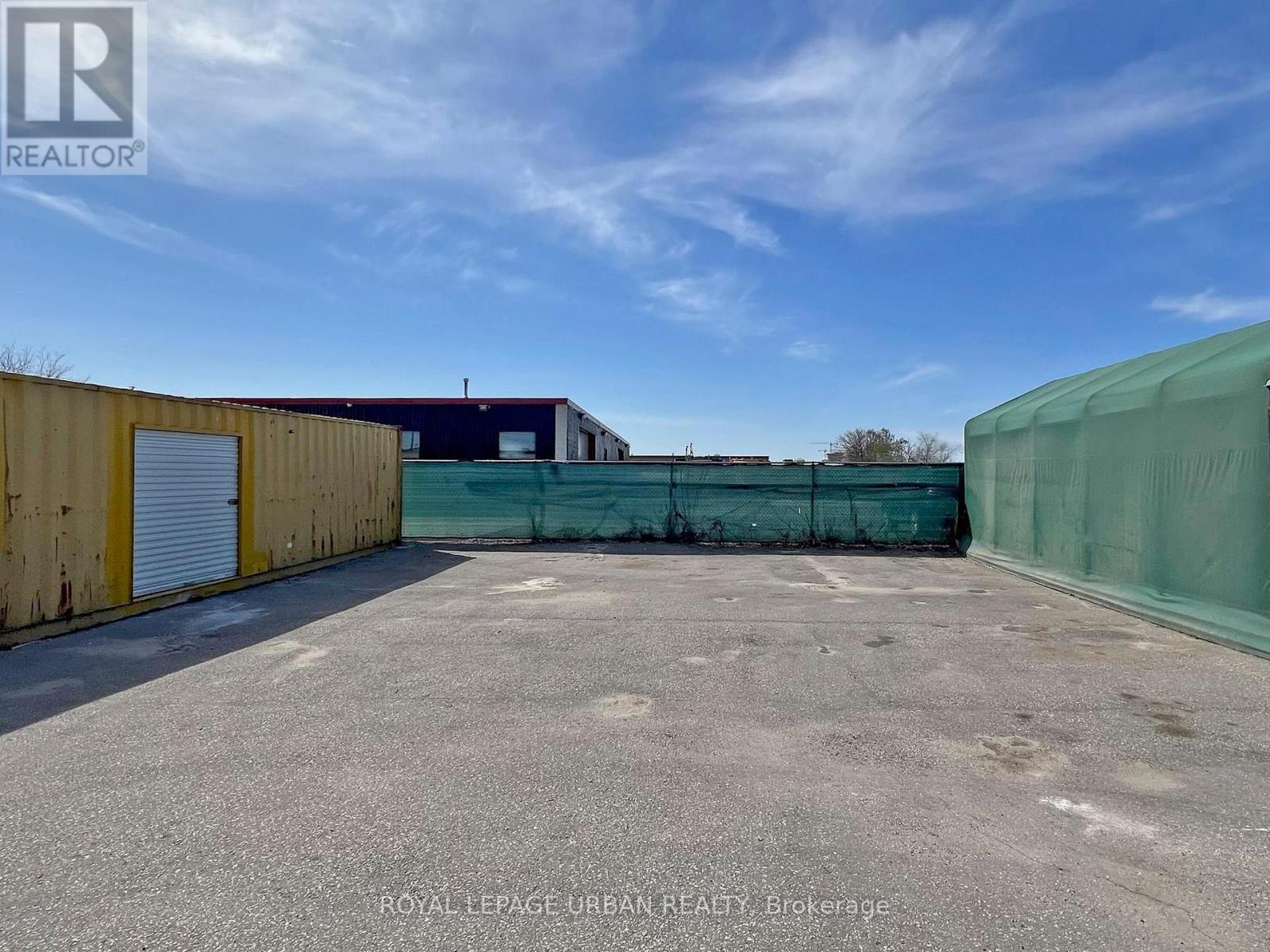 












11 MILLWICK DRIVE

,
Toronto,




Ontario
M9L1Y4


