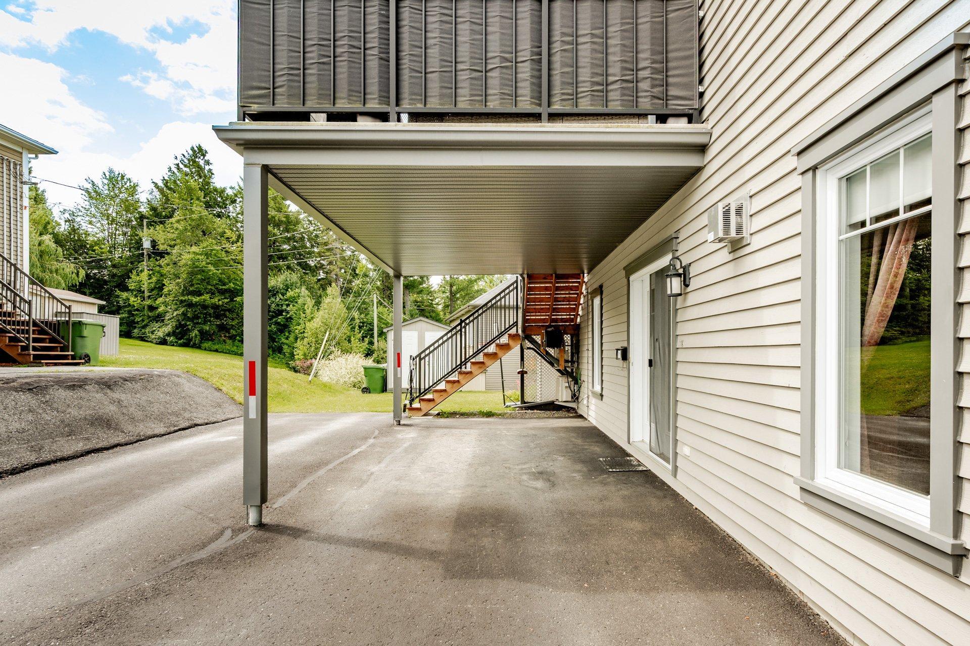 









4275


Rue Pavillon

,
Sherbrooke (Brompton/Rock Forest/Saint-Élie/Deauville),




QC
J1N0S4

