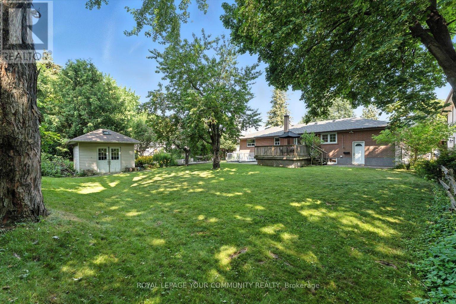 












19 WELLER CRESCENT

,
Vaughan,




Ontario
L6A1E5

