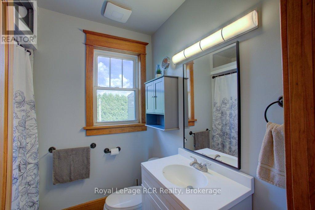 












8321 HIGHWAY 89

,
Wellington North,




Ontario
N0G1N0

