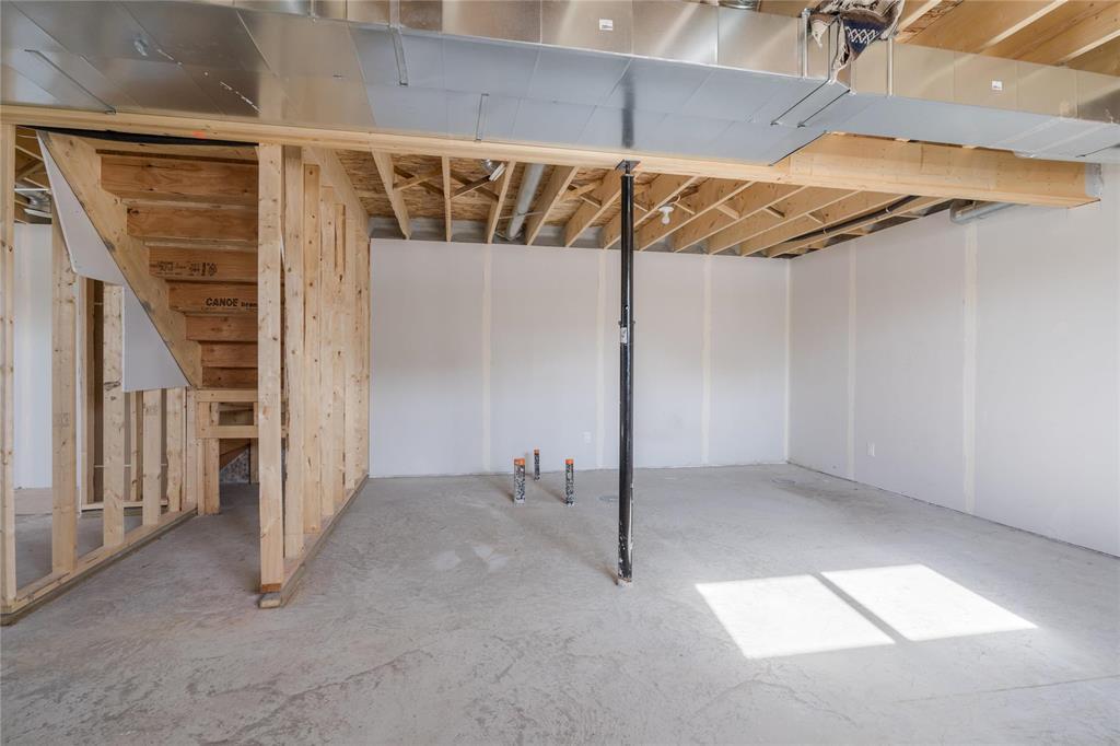 












295 Normandeau Avenue

,
Ste Anne,




Manitoba
R5H1C1

