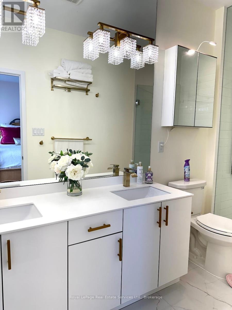 












3095 ERNEST APPELBE BOULEVARD

,
Oakville (GO Glenorchy),




Ontario
L6H0P3

