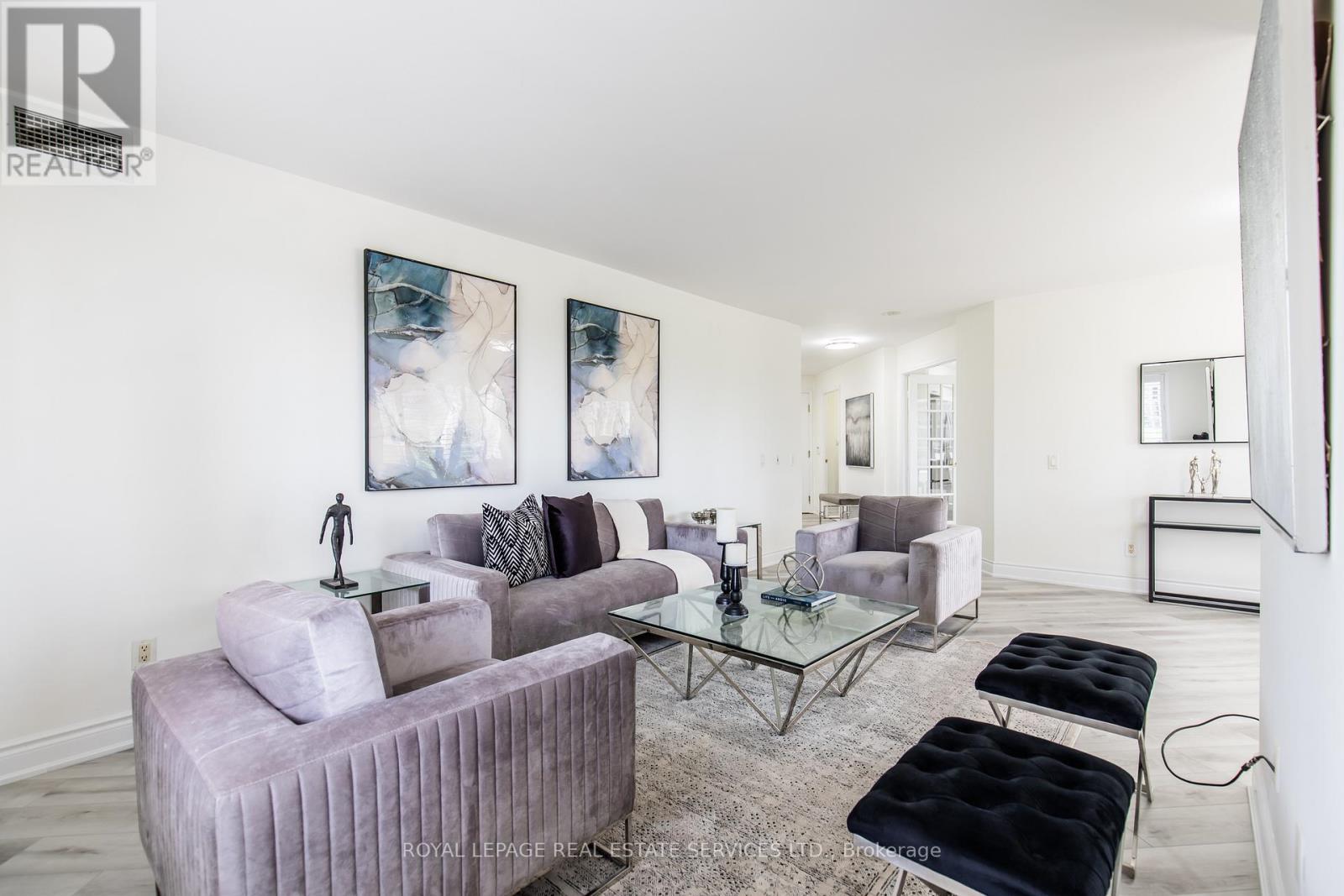 












418 - 25 KINGSBRIDGE GARDEN CIRCLE

,
Mississauga,




Ontario
L5R4B1

