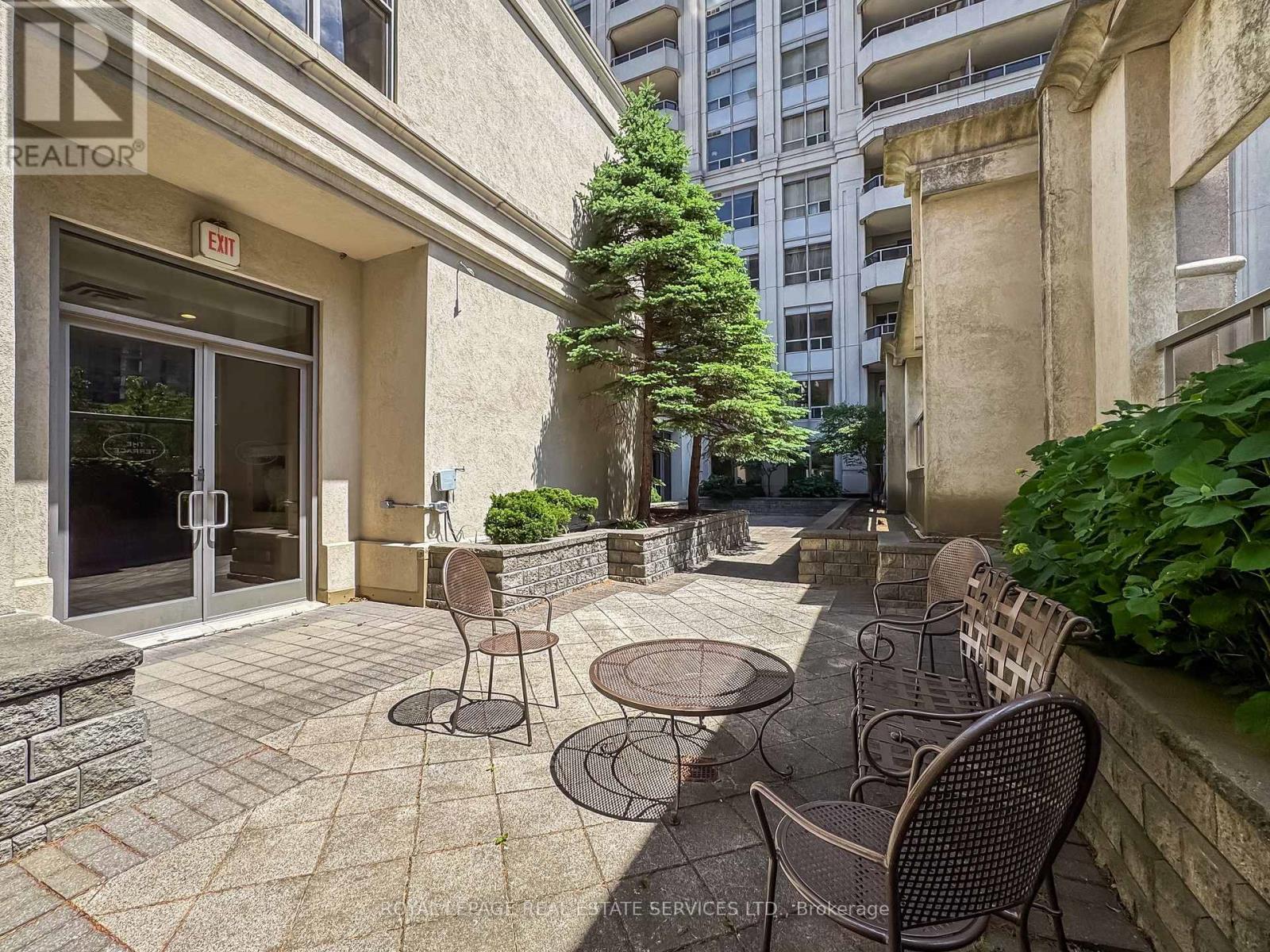 












418 - 25 KINGSBRIDGE GARDEN CIRCLE

,
Mississauga,




Ontario
L5R4B1

