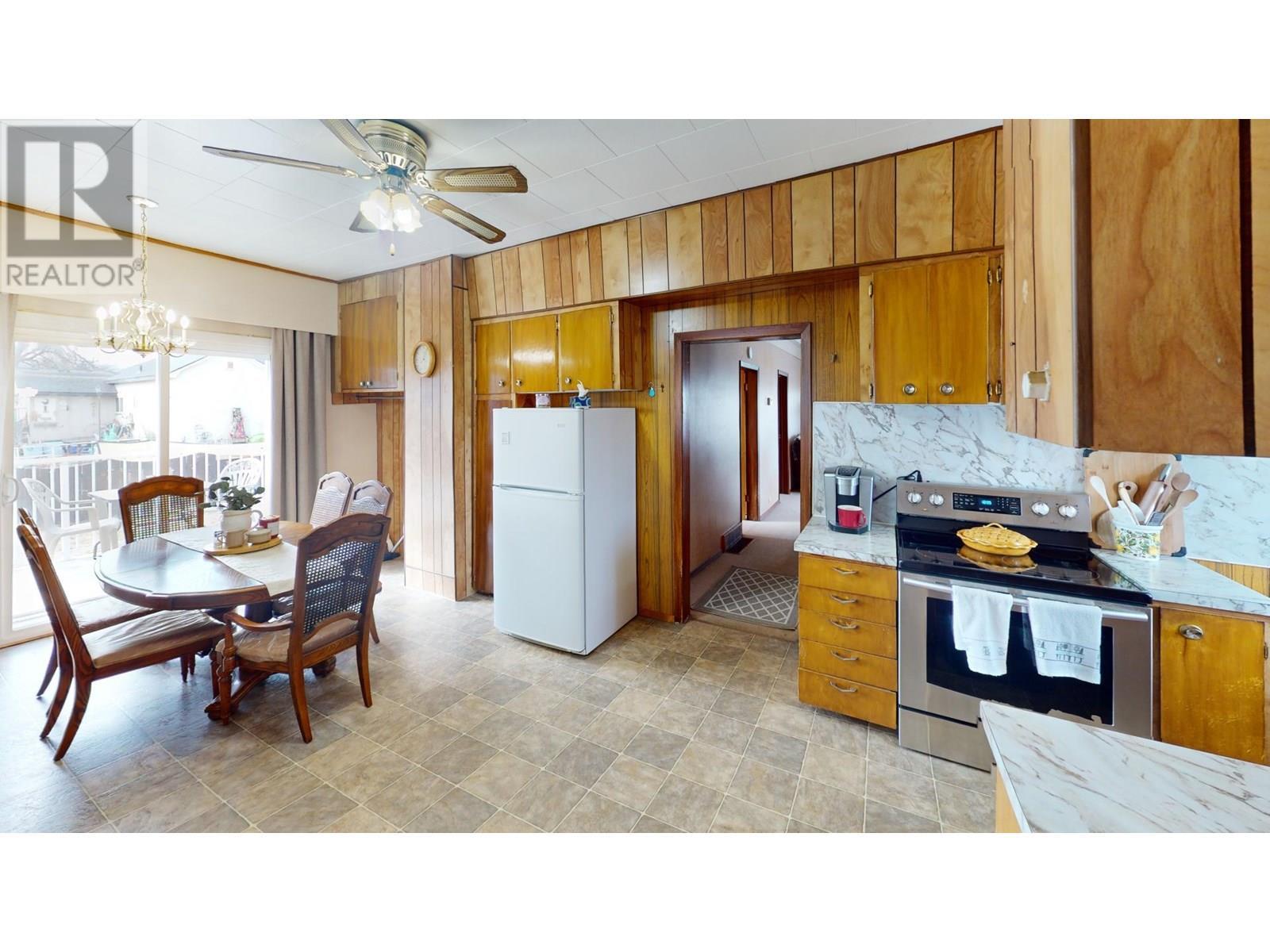 












200 3rd Avenue S

,
Cranbrook,




British Columbia
V1C2B7

