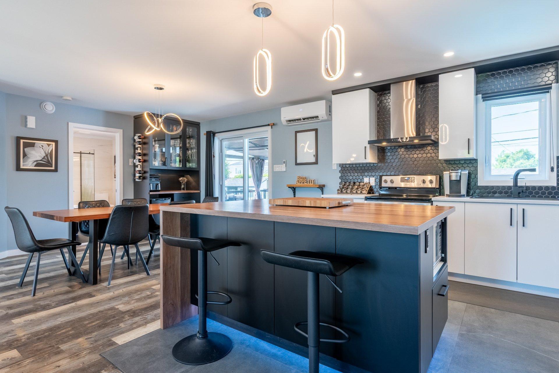 









100


Rue Perron

,
Saint-Philippe,




QC
J0L2K0

