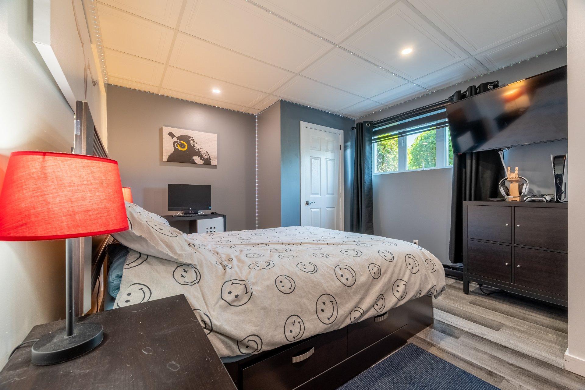 









100


Rue Perron

,
Saint-Philippe,




QC
J0L2K0

