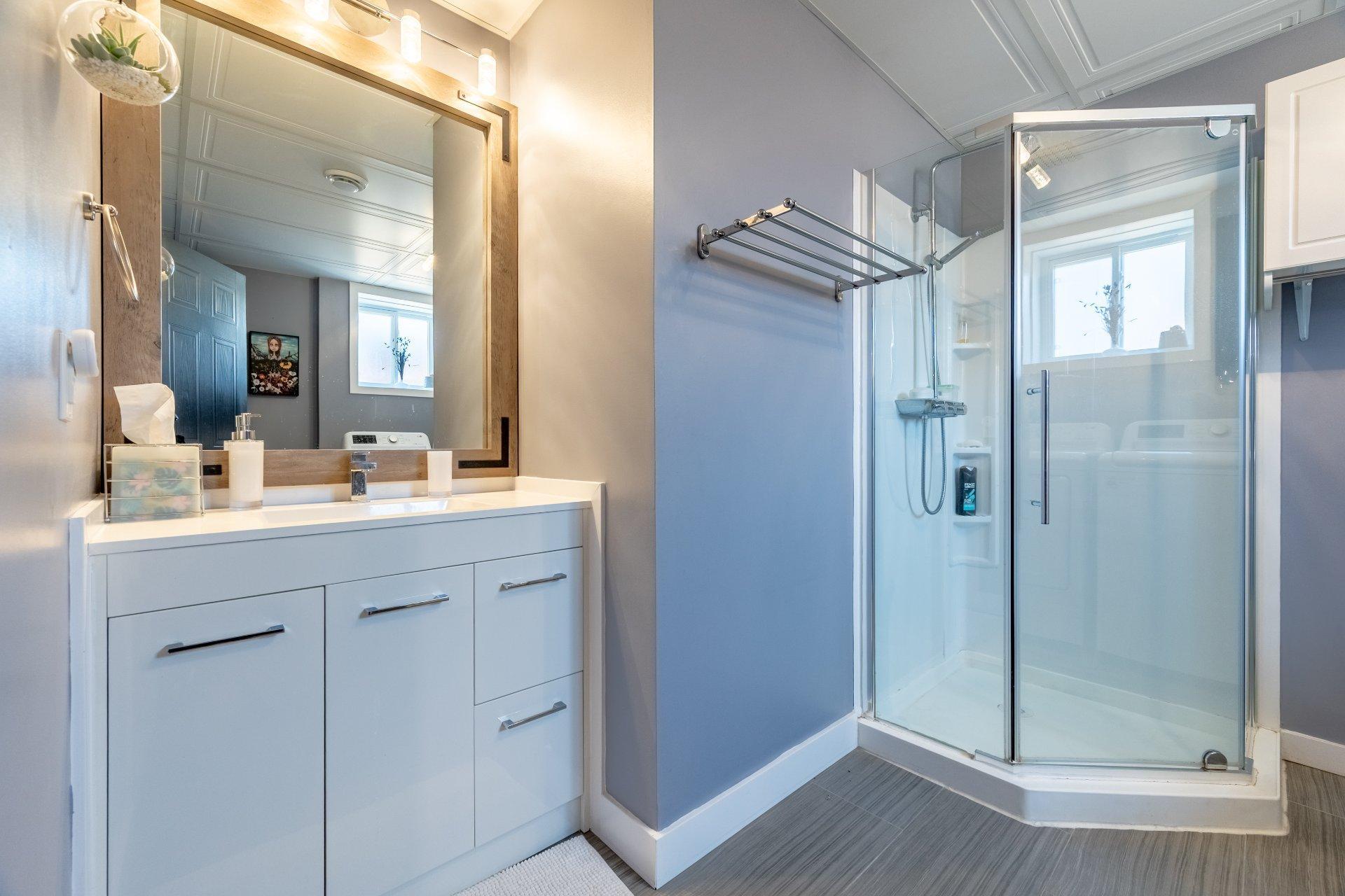









100


Rue Perron

,
Saint-Philippe,




QC
J0L2K0

