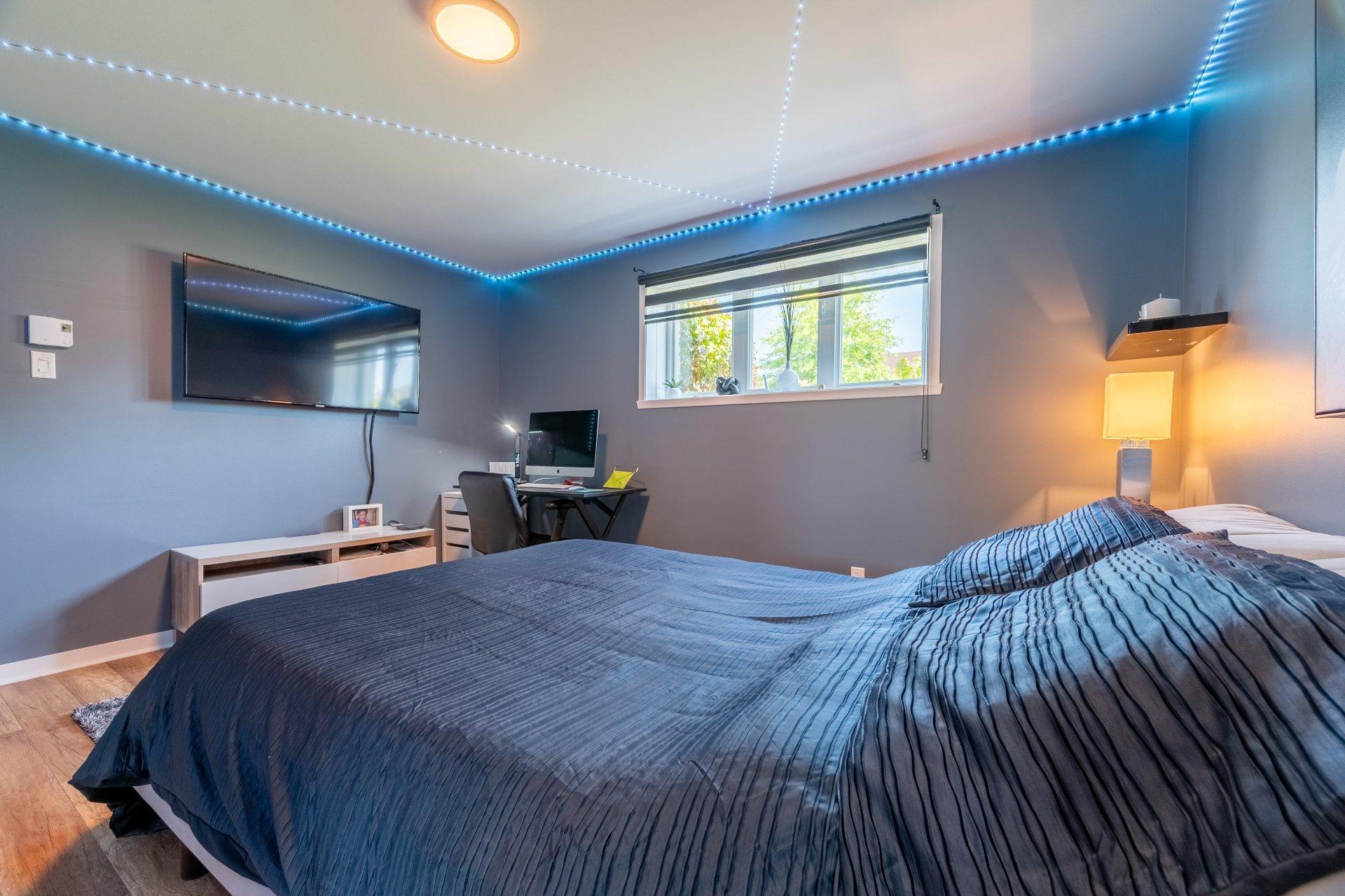 









100


Rue Perron

,
Saint-Philippe,




QC
J0L2K0

