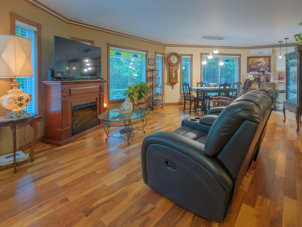 









3450Z


Ch. St-Roch N.

,
Rock Forest/Saint-Élie/Deauville (Sherbrooke),




QC
J1R0H3

