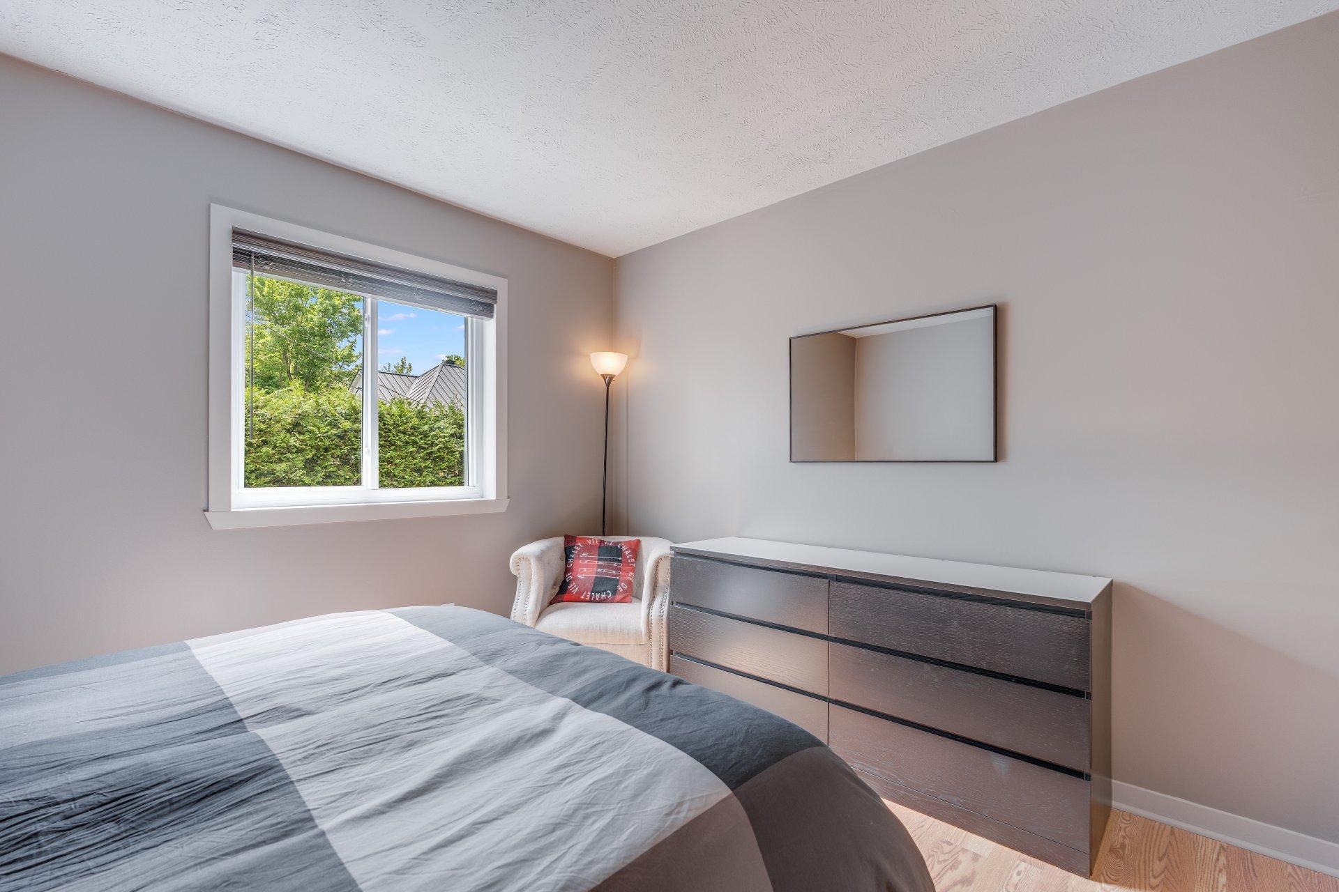 









100


Rue du Lac

, 207,
Sherbrooke (Brompton/Rock Forest/Saint-Élie/Deauville),




QC
J1N3M8

