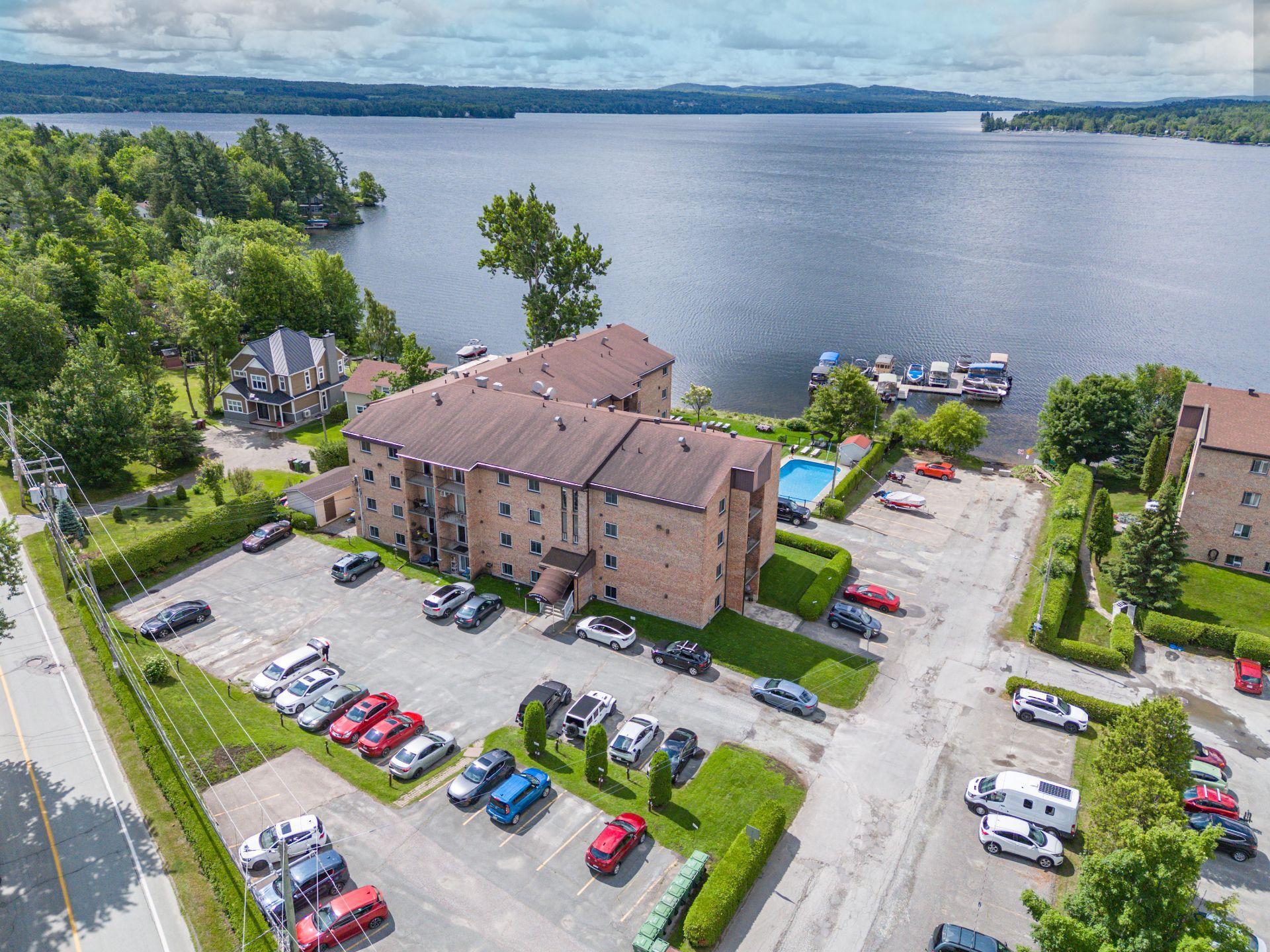 









100


Rue du Lac

, 207,
Sherbrooke (Brompton/Rock Forest/Saint-Élie/Deauville),




QC
J1N3M8

