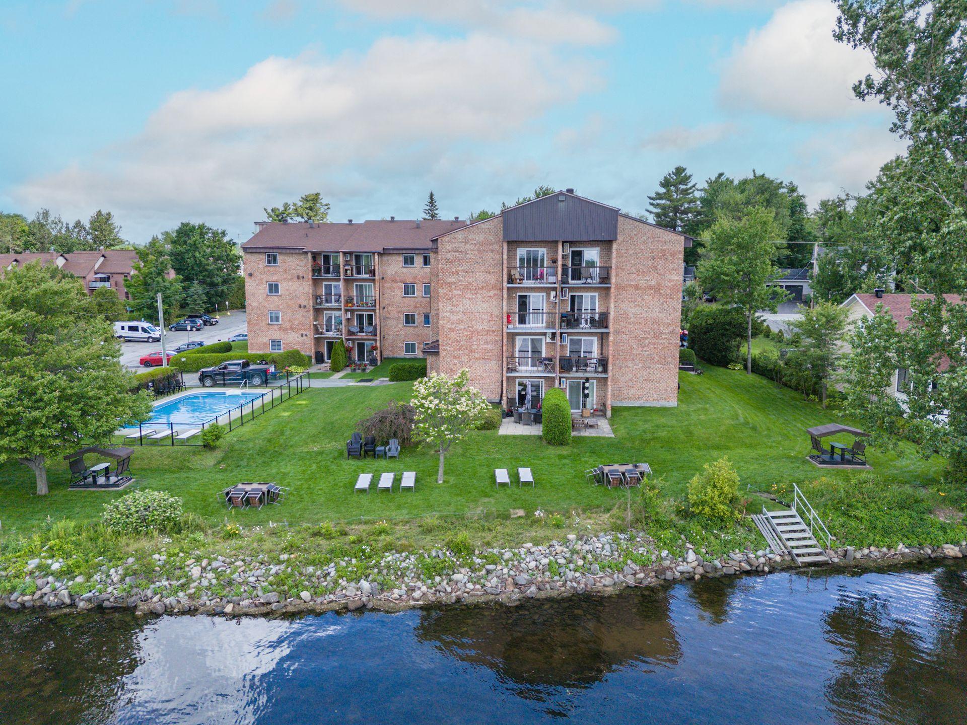 









100


Rue du Lac

, 207,
Sherbrooke (Brompton/Rock Forest/Saint-Élie/Deauville),




QC
J1N3M8

