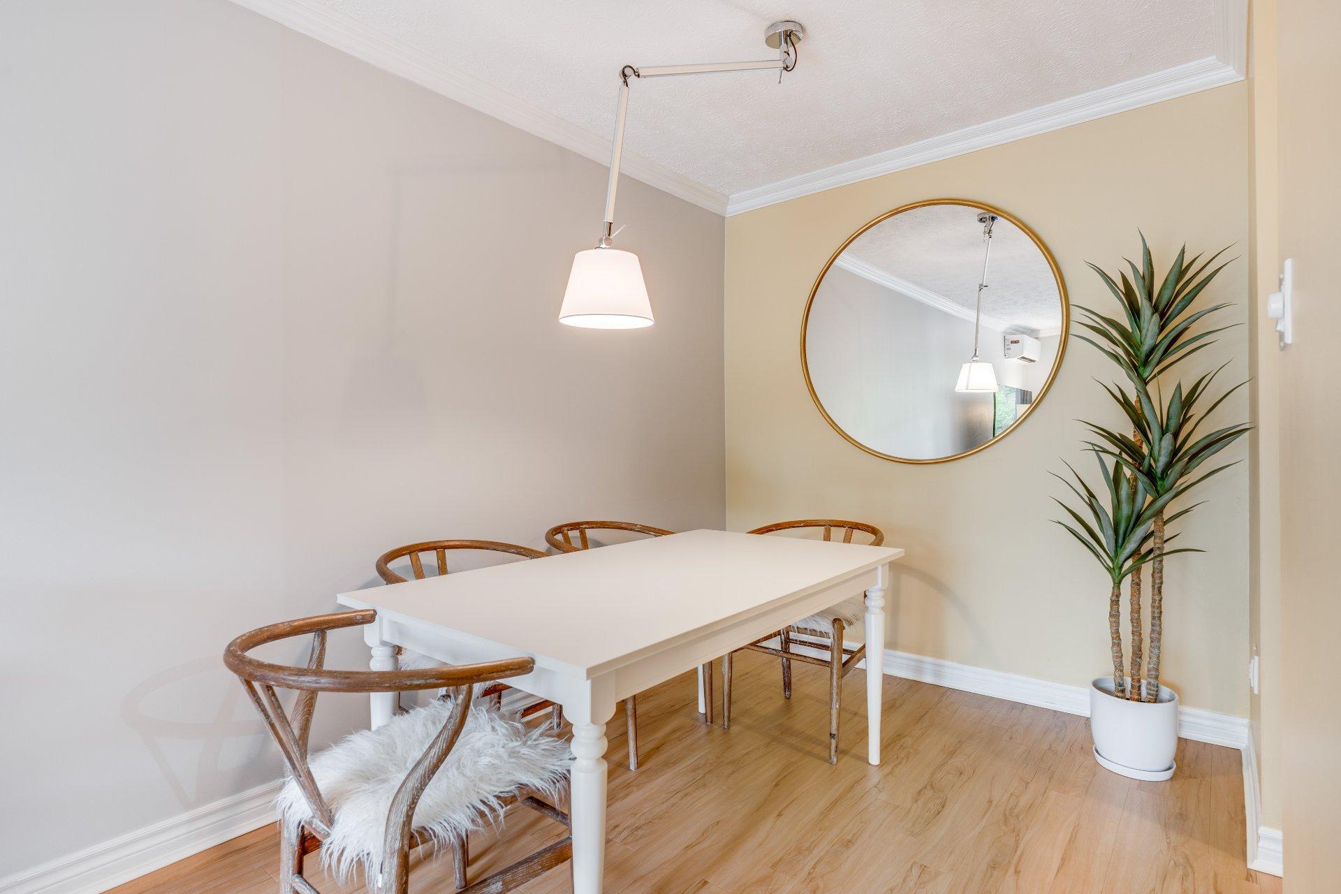 









100


Rue du Lac

, 207,
Sherbrooke (Brompton/Rock Forest/Saint-Élie/Deauville),




QC
J1N3M8

