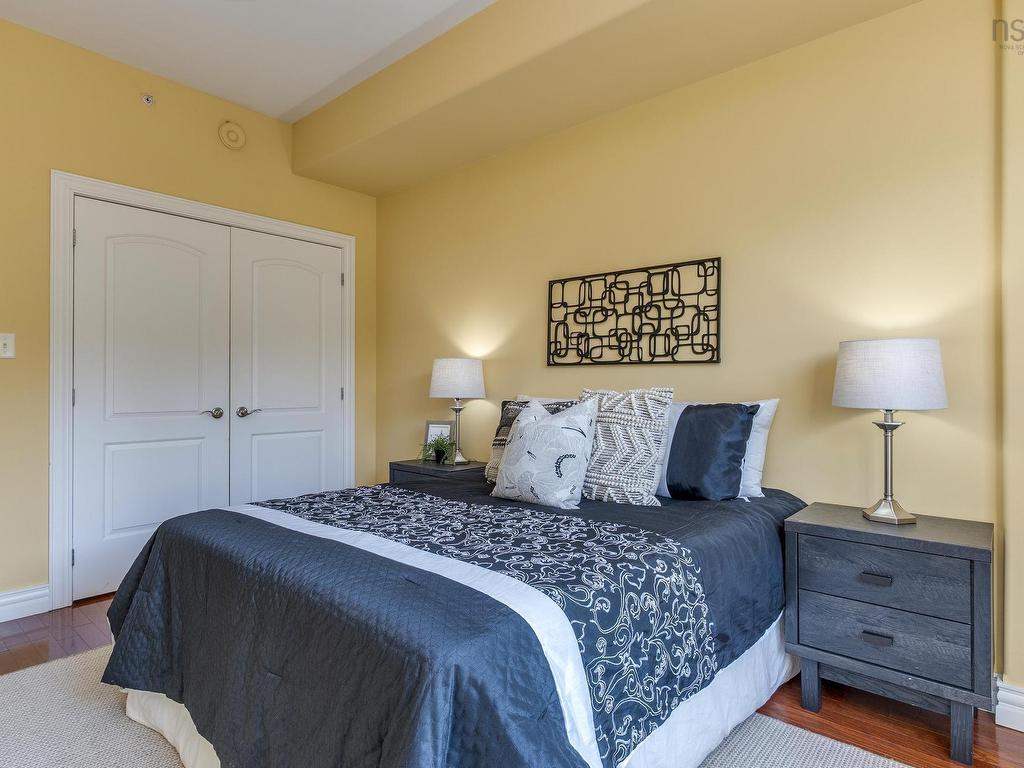 












207 11 Springvale Avenue

,
Halifax,




NS
B3N 0A3

