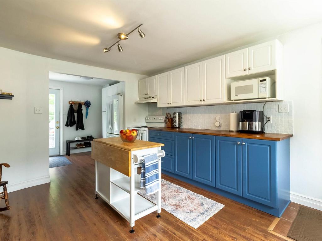 












5851 Highway 1

,
St. Croix,




NS
B0N 1L0

