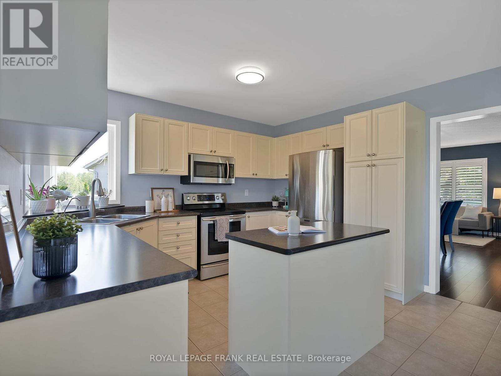 












67 ANTIOCH COURT

,
Brock (Sunderland),




Ontario
L0C1H0

