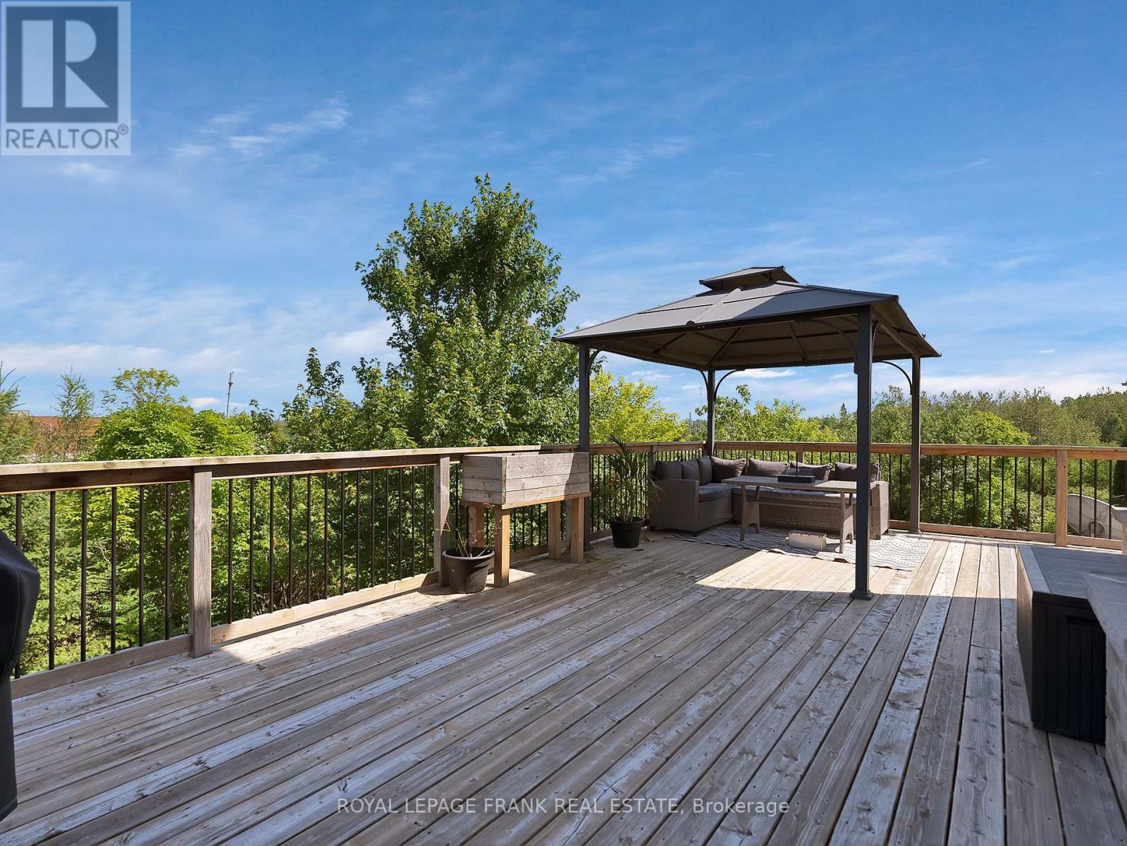 












67 ANTIOCH COURT

,
Brock (Sunderland),




Ontario
L0C1H0

