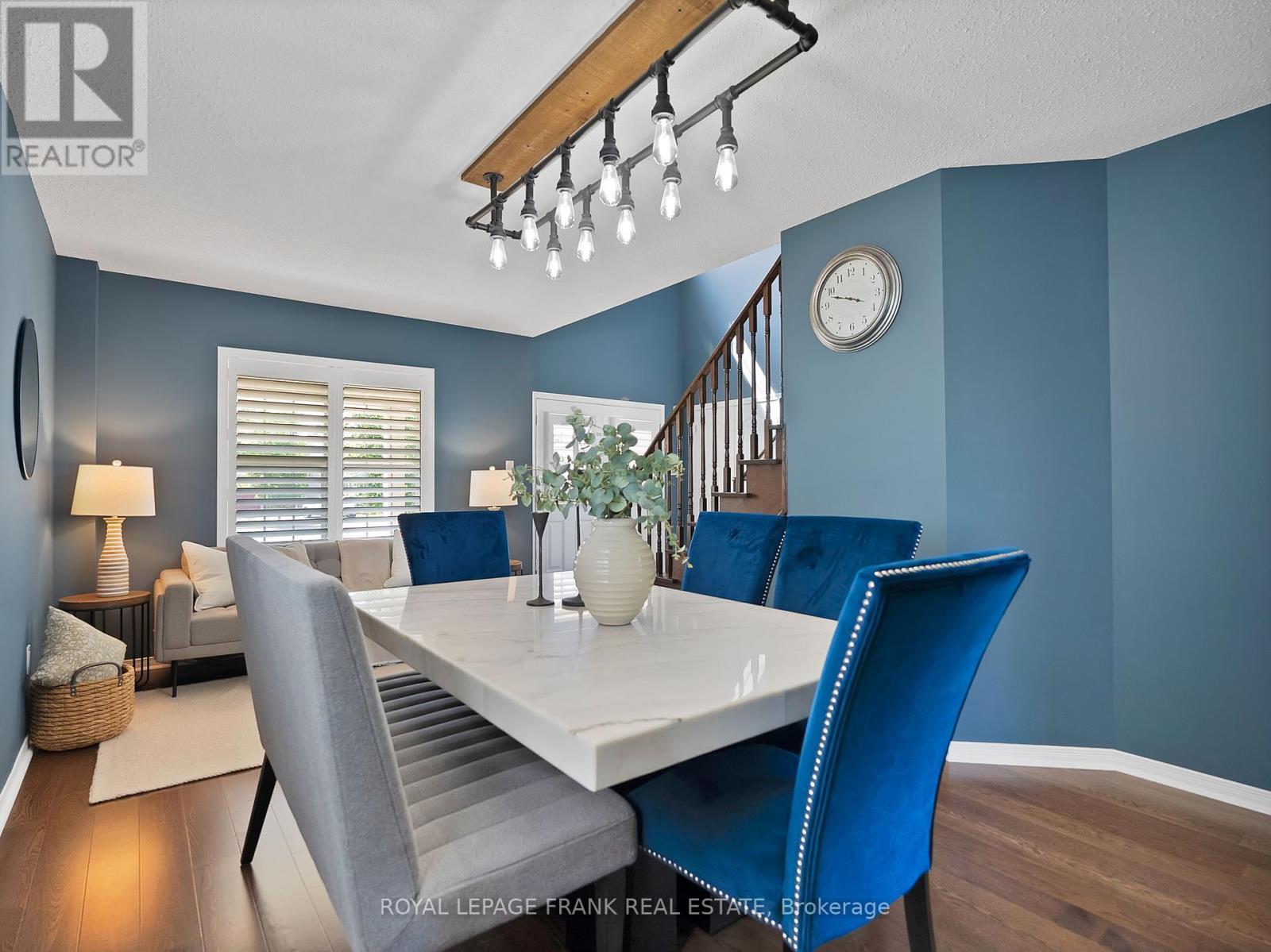 












67 ANTIOCH COURT

,
Brock (Sunderland),




Ontario
L0C1H0

