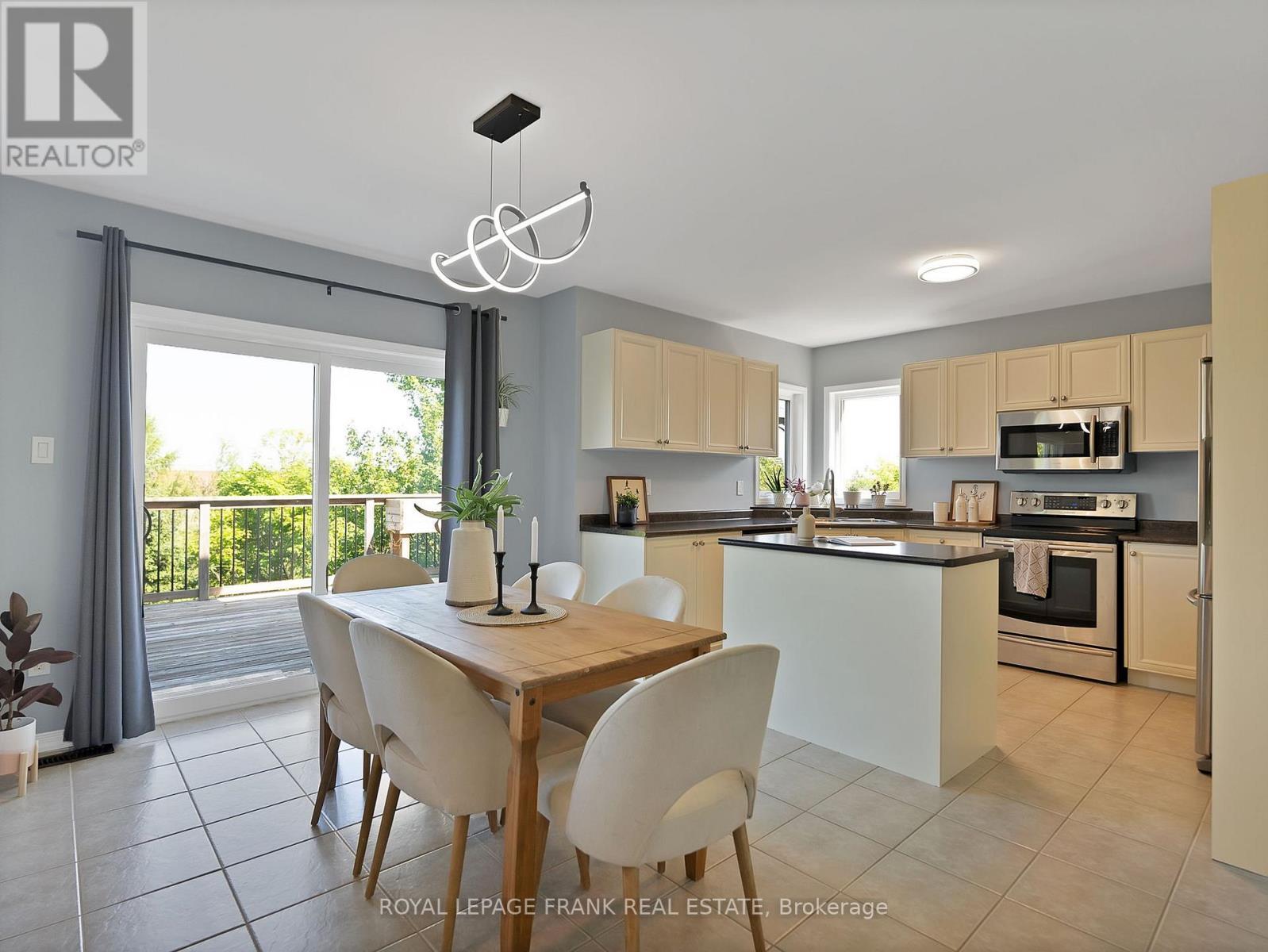 












67 ANTIOCH COURT

,
Brock (Sunderland),




Ontario
L0C1H0

