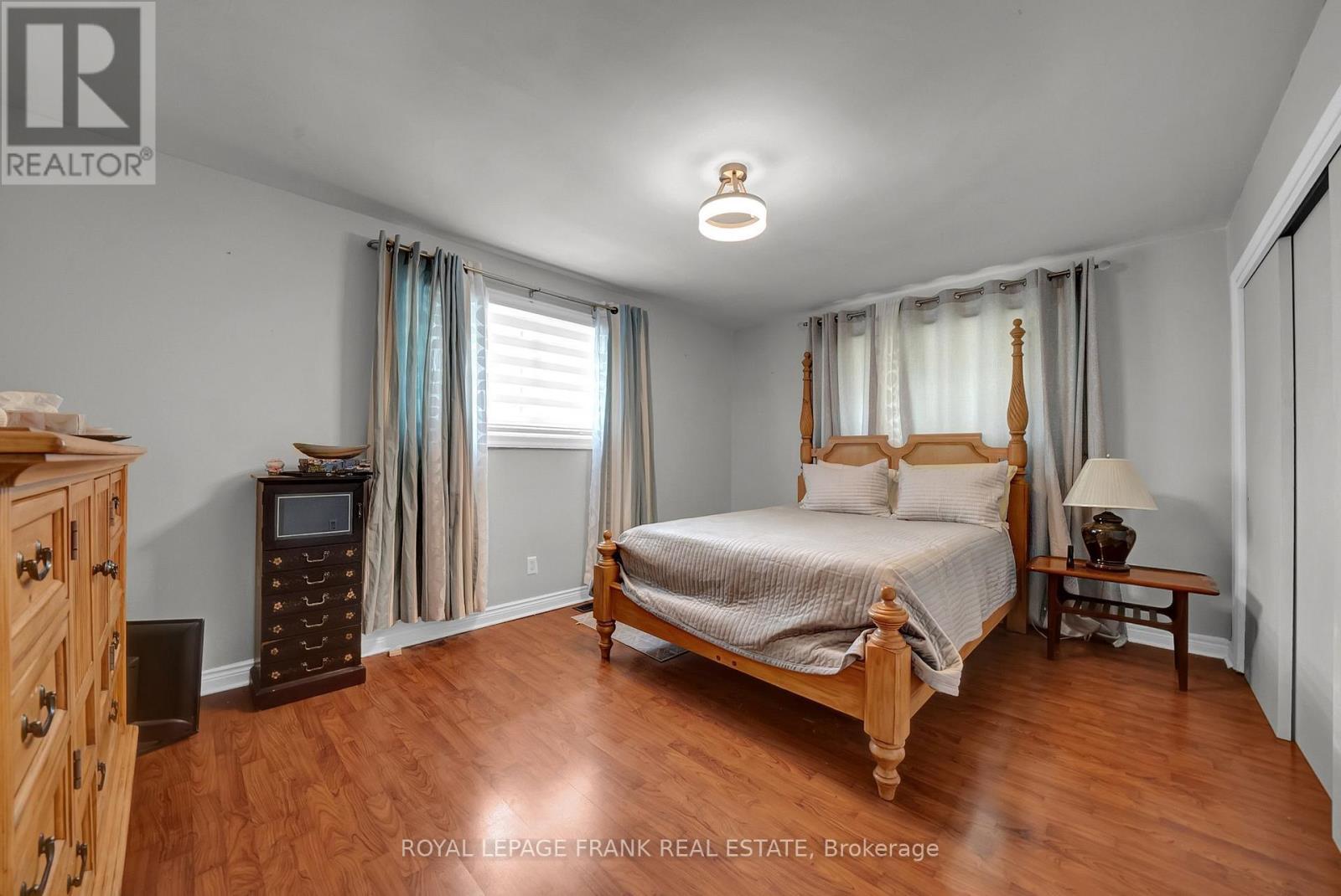 












406 WILSON ROAD N

,
Oshawa (O'Neill),




Ontario
L1G6E5

