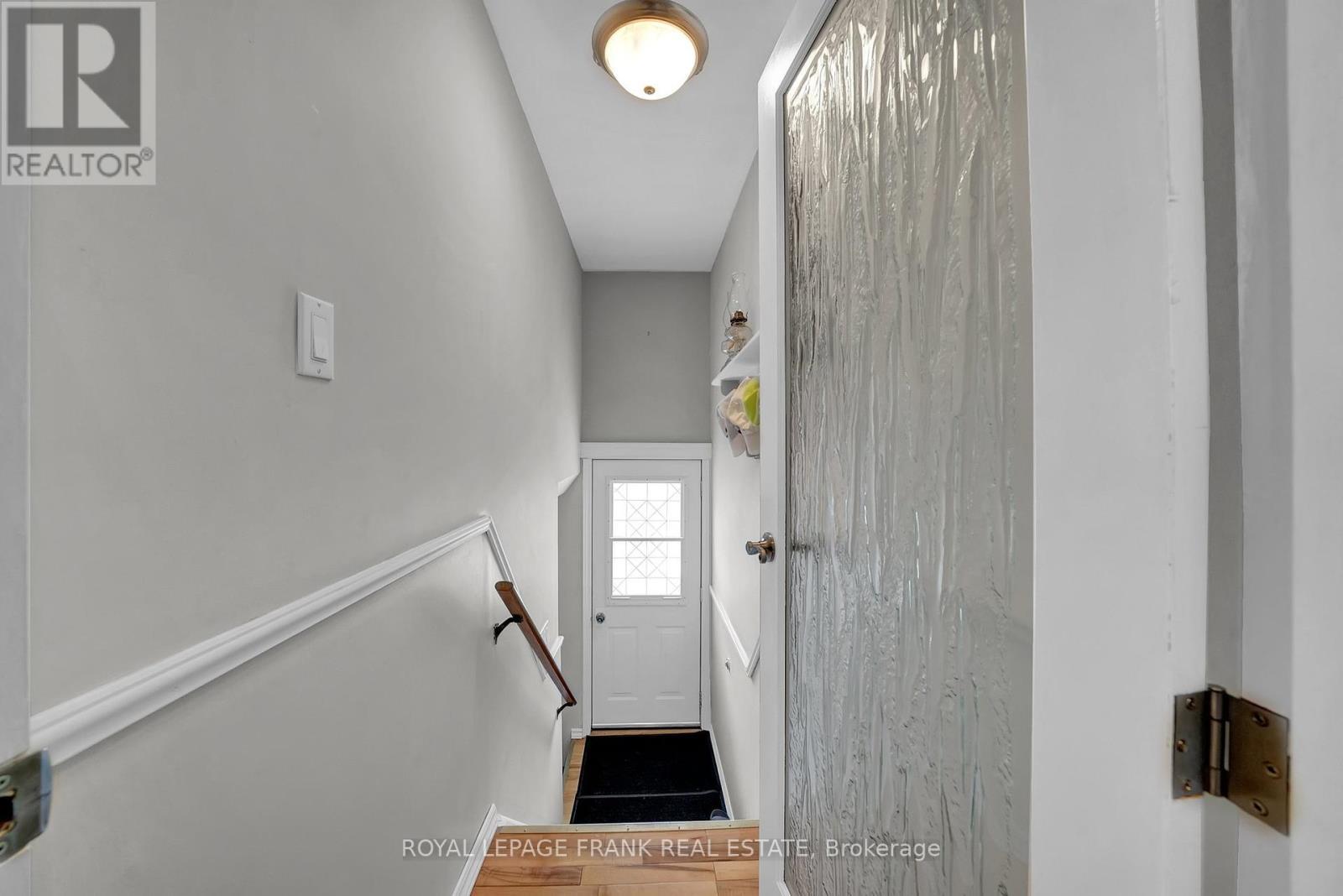












406 WILSON ROAD N

,
Oshawa (O'Neill),




Ontario
L1G6E5

