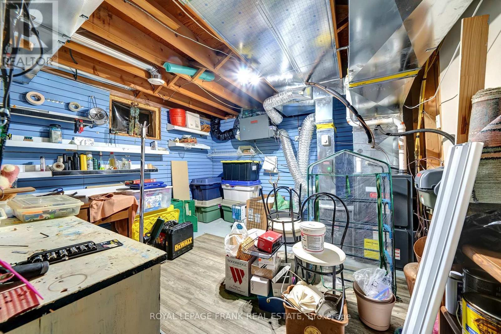 












406 WILSON ROAD N

,
Oshawa (O'Neill),




Ontario
L1G6E5

