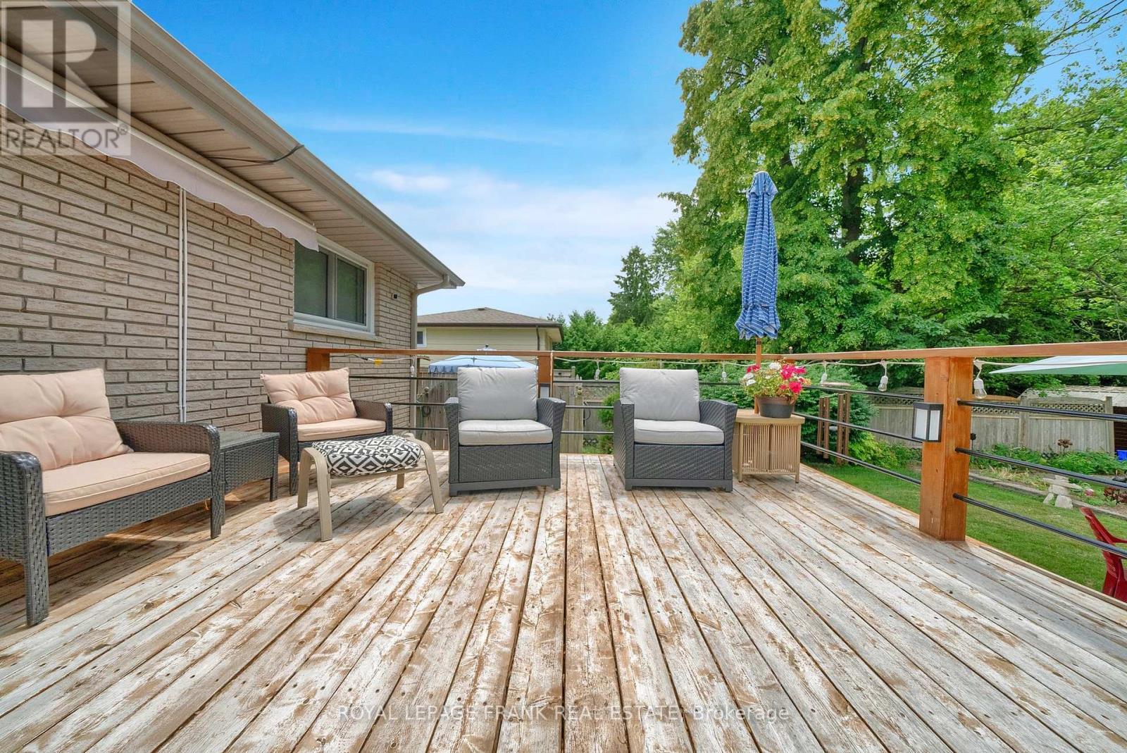 












406 WILSON ROAD N

,
Oshawa (O'Neill),




Ontario
L1G6E5

