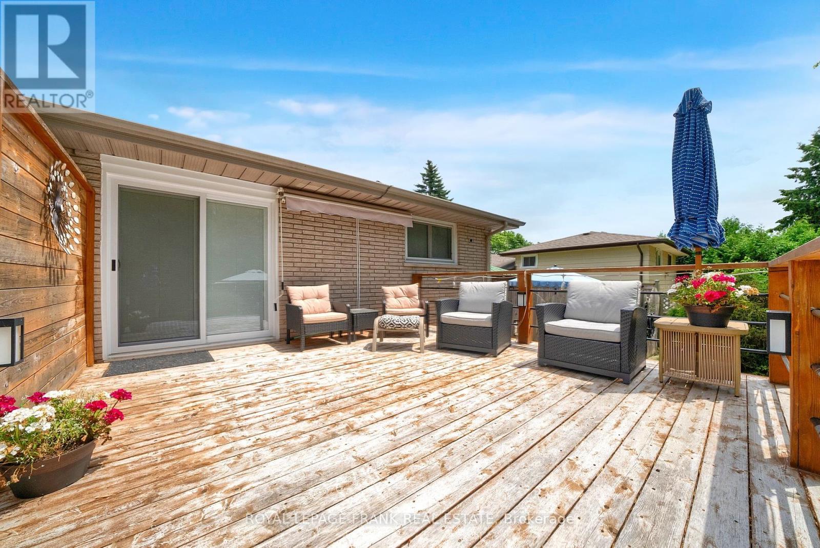 












406 WILSON ROAD N

,
Oshawa (O'Neill),




Ontario
L1G6E5

