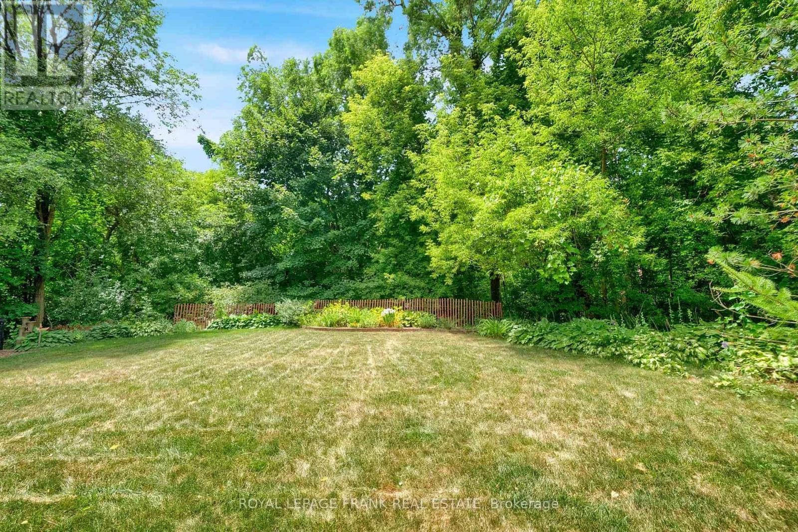












406 WILSON ROAD N

,
Oshawa (O'Neill),




Ontario
L1G6E5

