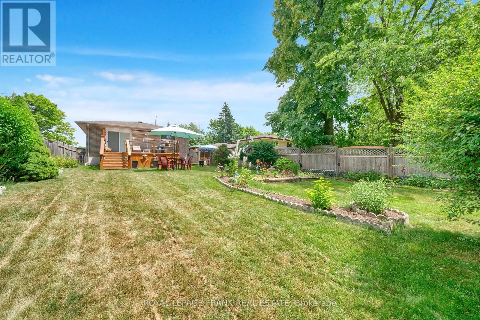 












406 WILSON ROAD N

,
Oshawa (O'Neill),




Ontario
L1G6E5

