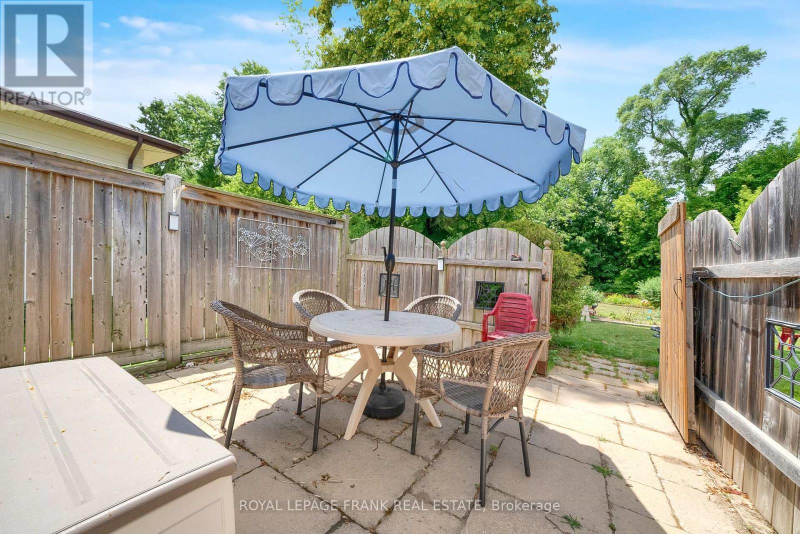












406 WILSON ROAD N

,
Oshawa (O'Neill),




Ontario
L1G6E5


