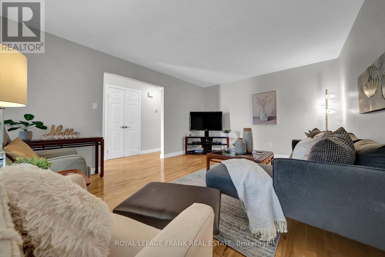 












406 WILSON ROAD N

,
Oshawa (O'Neill),




Ontario
L1G6E5

