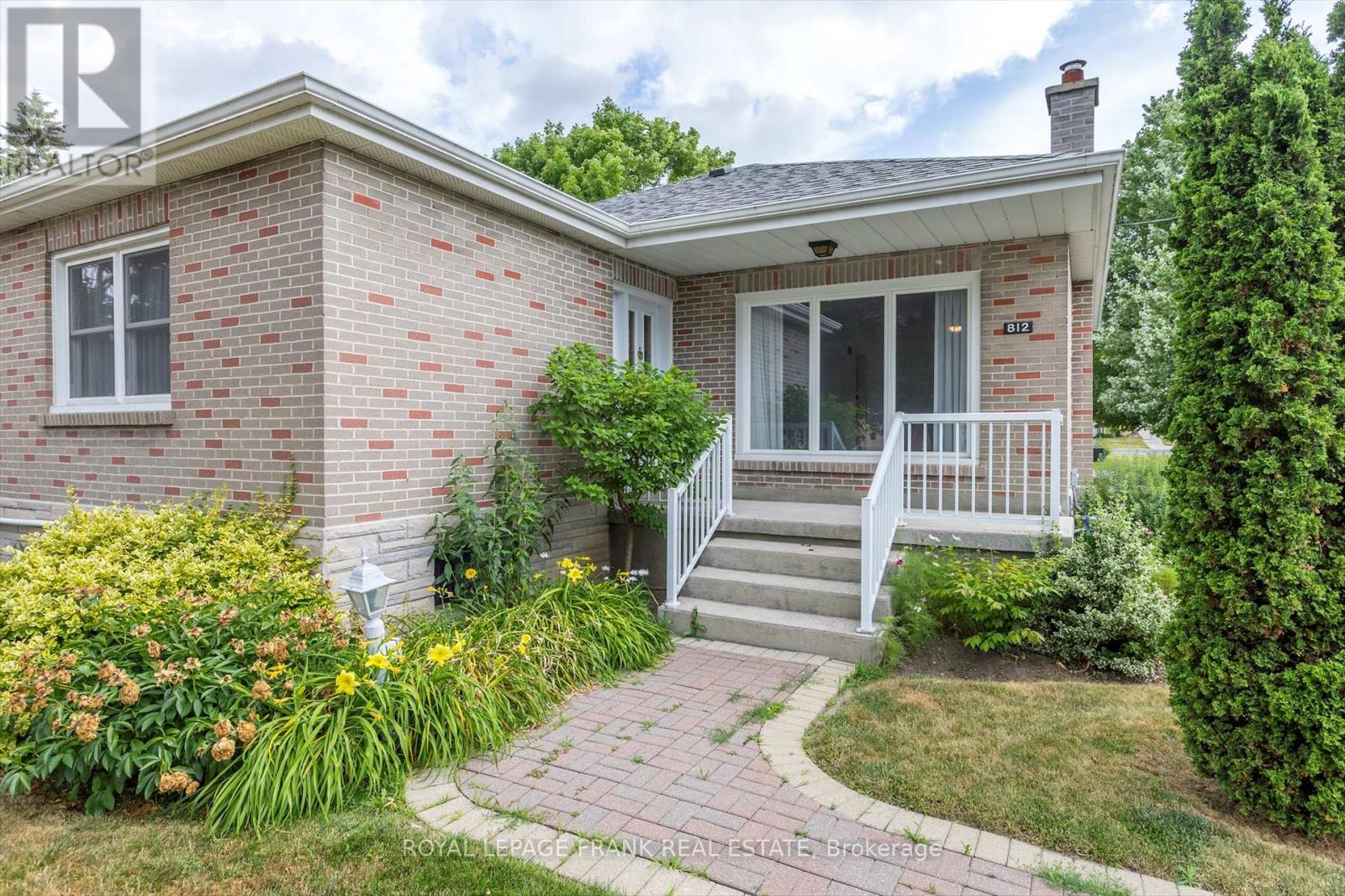 












812 SCHNEIDER PLACE

,
Peterborough North (South),




Ontario
K9H5S5


