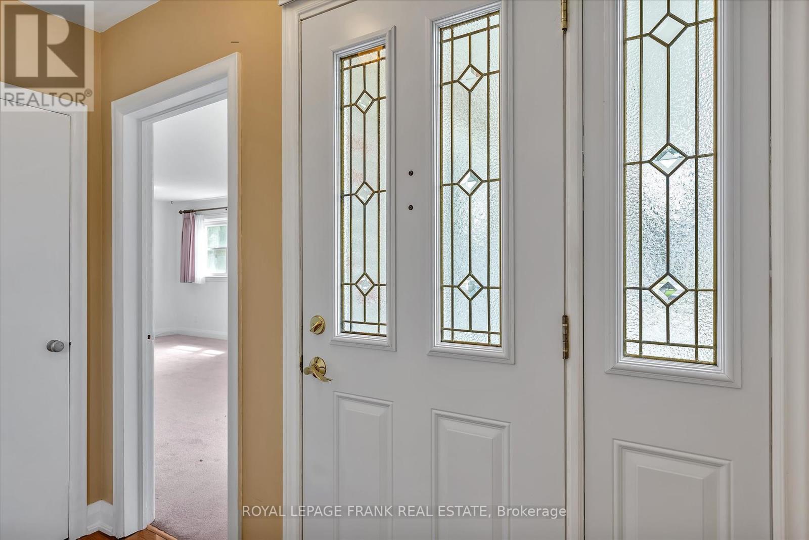 












812 SCHNEIDER PLACE

,
Peterborough North (South),




Ontario
K9H5S5

