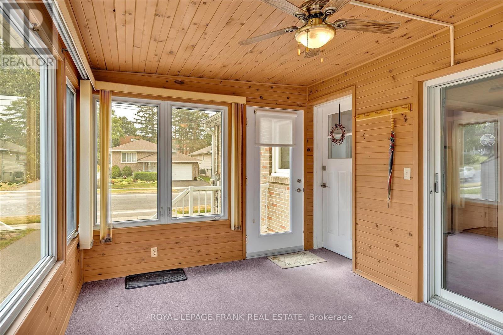 












812 SCHNEIDER PLACE

,
Peterborough North (South),




Ontario
K9H5S5

