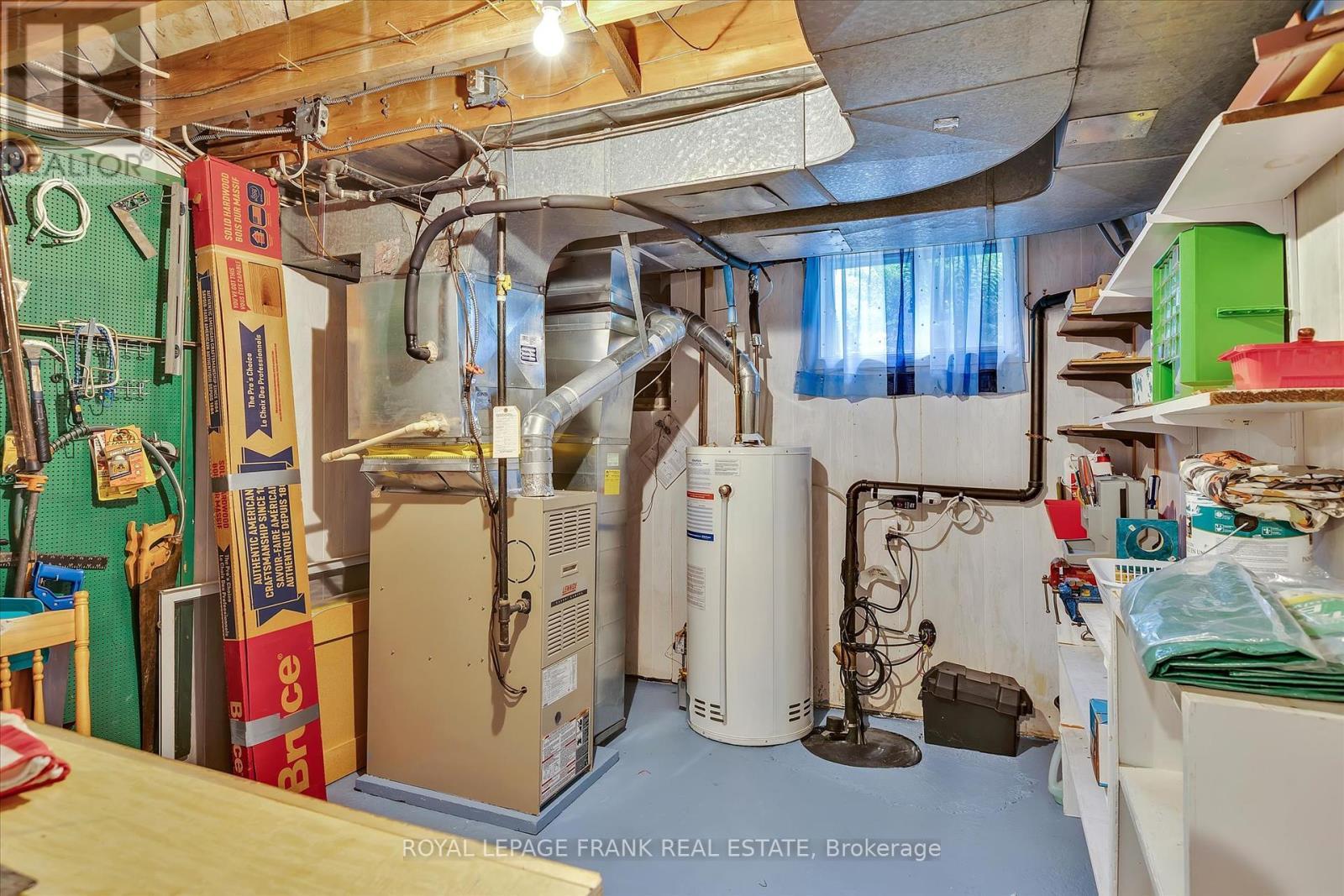 












812 SCHNEIDER PLACE

,
Peterborough North (South),




Ontario
K9H5S5

