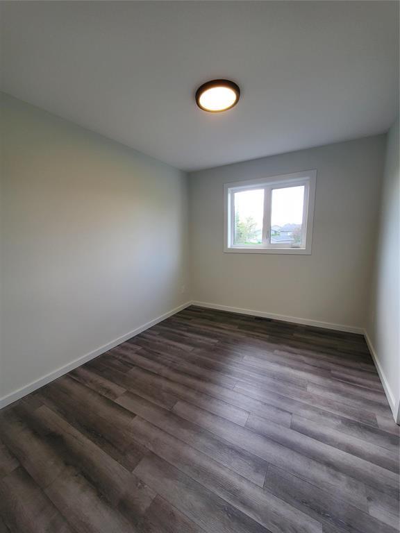 












398 St Alphonse Avenue

,
Ste Anne,




Manitoba
R5H0B1

