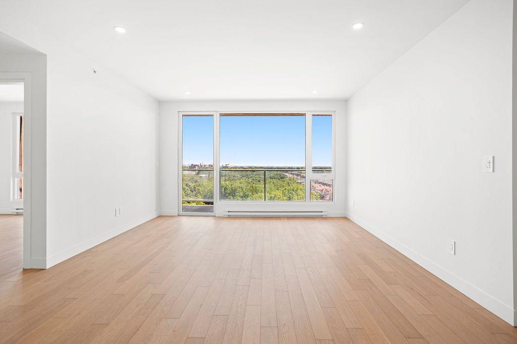 









3671


Av. Jean-Béraud

, 1205,
Laval (Chomedey),




QC
H7T0S3

