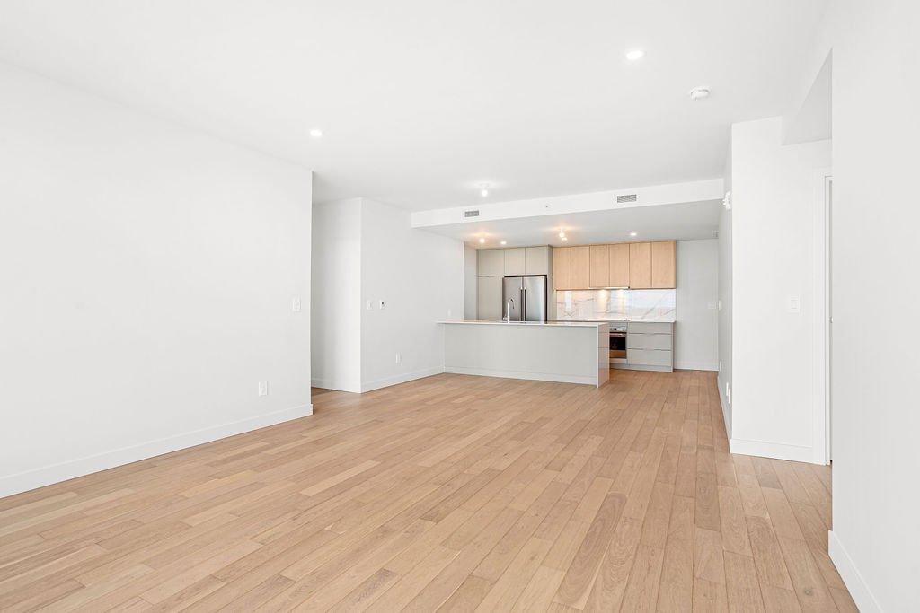 









3671


Av. Jean-Béraud

, 1205,
Laval (Chomedey),




QC
H7T0S3


