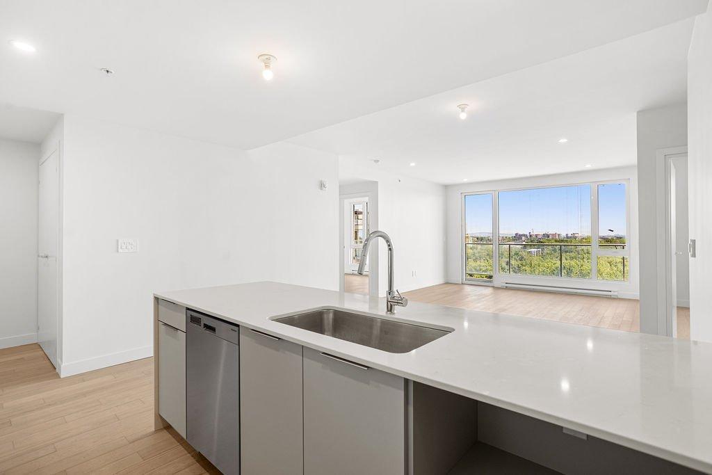 









3671


Av. Jean-Béraud

, 1205,
Laval (Chomedey),




QC
H7T0S3

