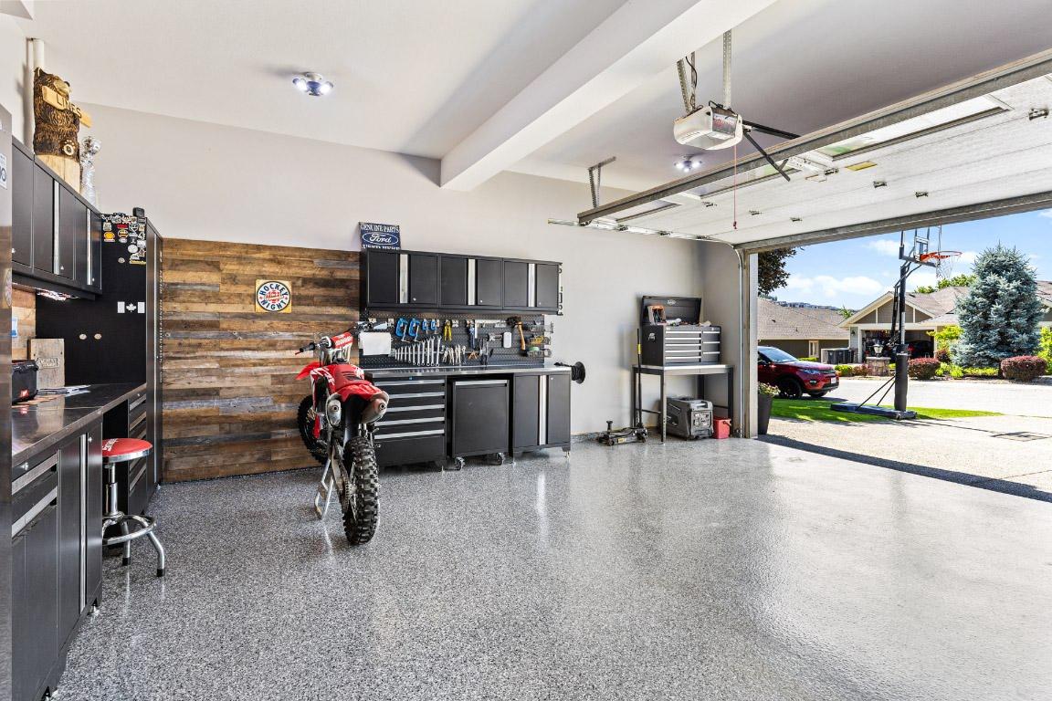 









1441


Black Mountain

Crescent,
Kelowna,




BC
V1P 1P6

