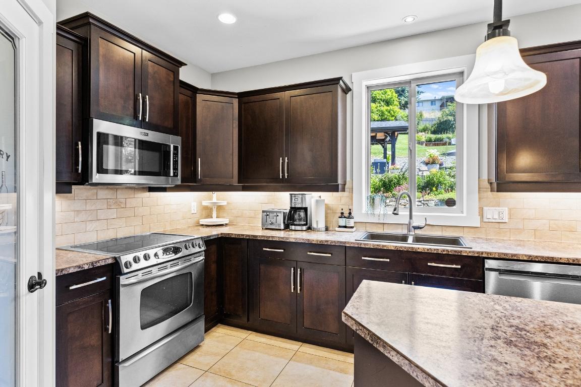 









1441


Black Mountain

Crescent,
Kelowna,




BC
V1P 1P6

