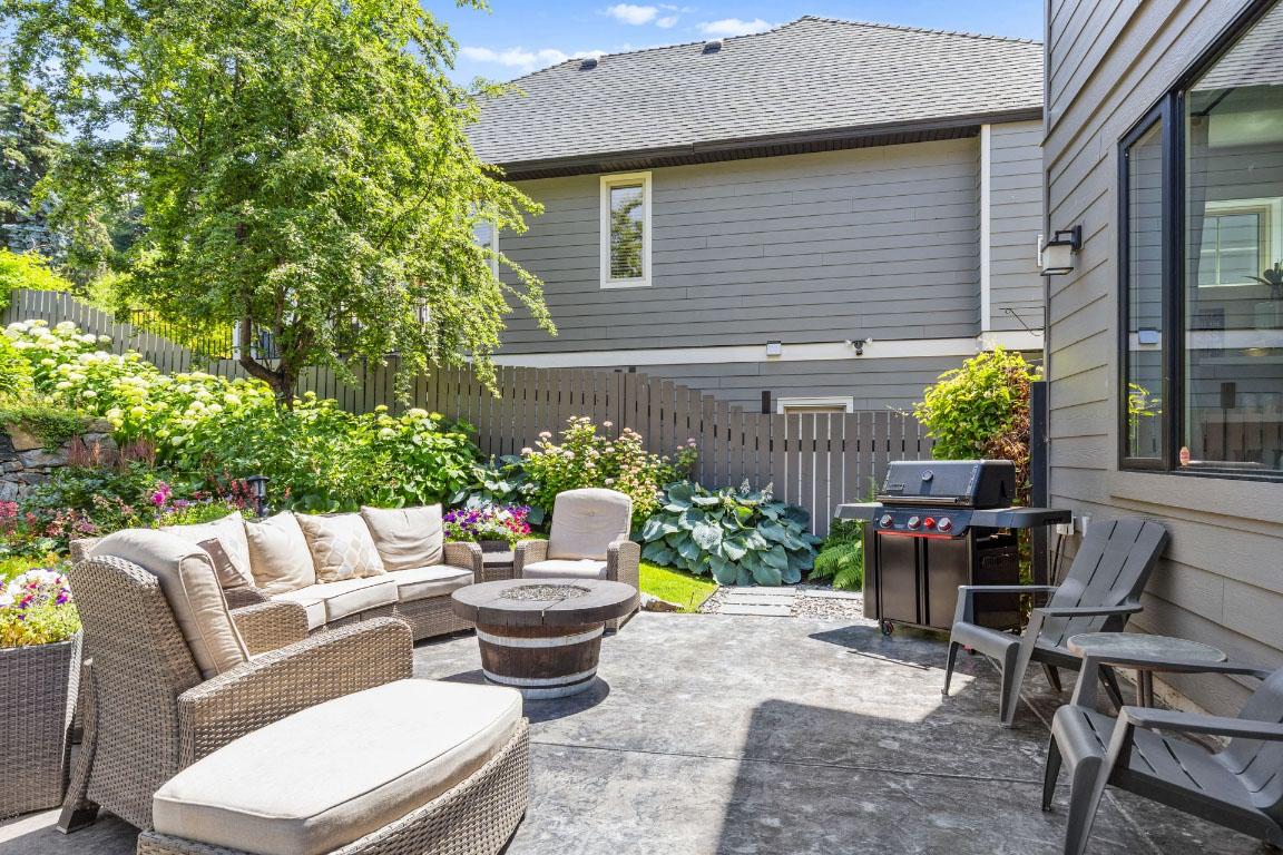 









1441


Black Mountain

Crescent,
Kelowna,




BC
V1P 1P6

