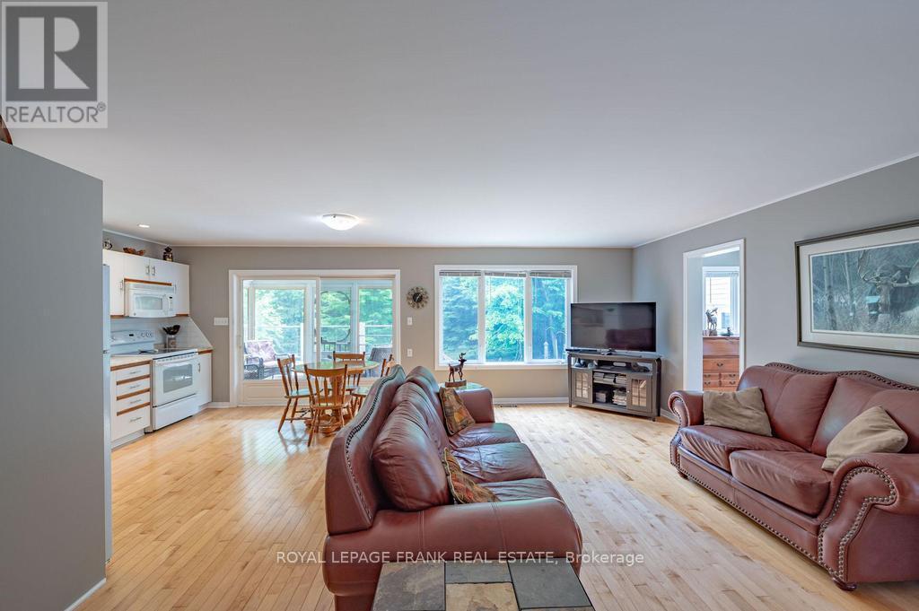 












3585 COUNTY ROAD 620

,
North Kawartha,




Ontario
K0L1A0

